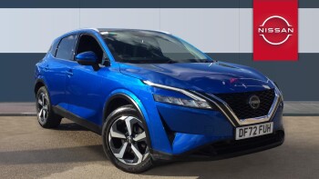 Nissan Qashqai 1.3 DiG-T MH N-Connecta 5dr Petrol Hatchback